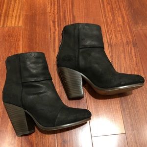 Rag & Bone Classic Newbury sz 6.5 in black waxy